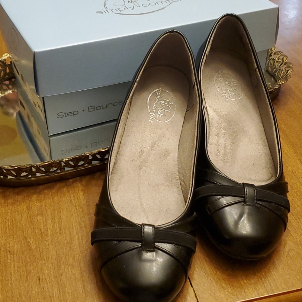 Life stide black flats